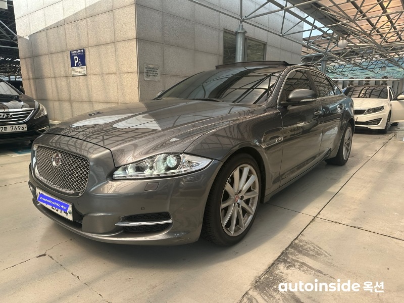 재규어 뉴 XJ 3.0d V6 LWB 프리미엄 럭셔리 X351