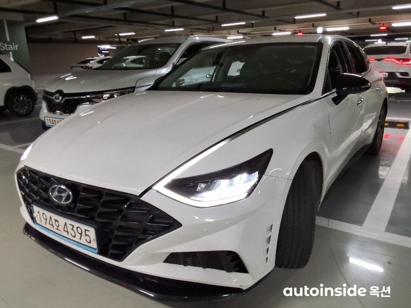 현대 쏘나타(DN8) 2.0 가솔린 모던