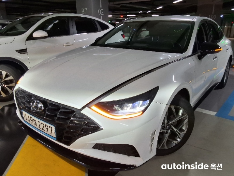 현대 쏘나타(DN8) 2.0 가솔린 모던