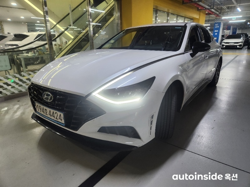 현대 쏘나타(DN8) 2.0 가솔린 모던
