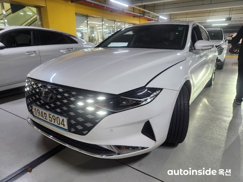 현대 더 뉴 그랜저 2.5 가솔린 프리미엄