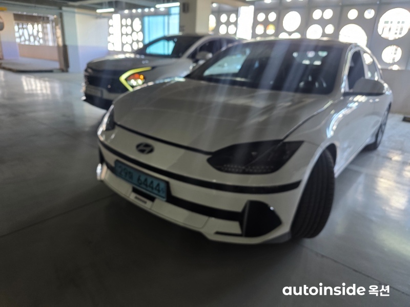 현대 아이오닉6 스탠다드 익스클루시브 2WD