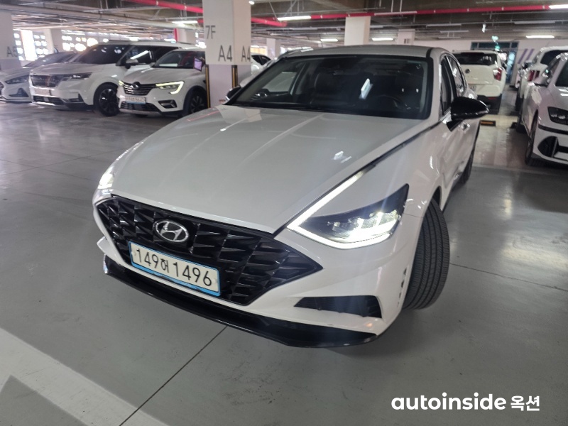 현대 쏘나타(DN8) 2.0 가솔린 모던