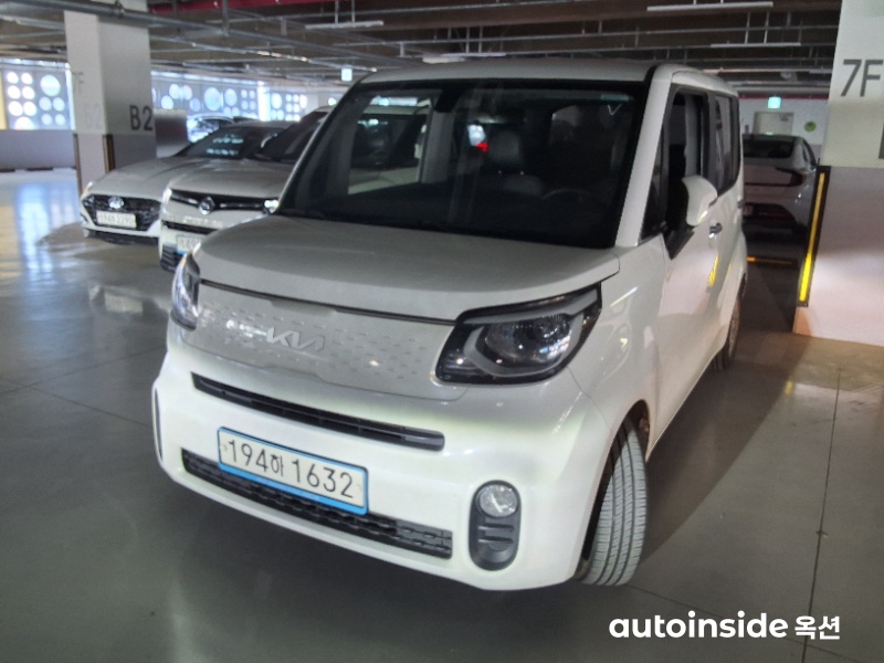 기아 더 뉴 레이 1.0 가솔린 프레스티지