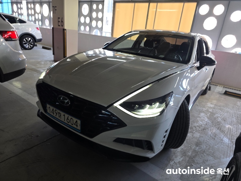 현대 쏘나타(DN8) 2.0 가솔린 모던