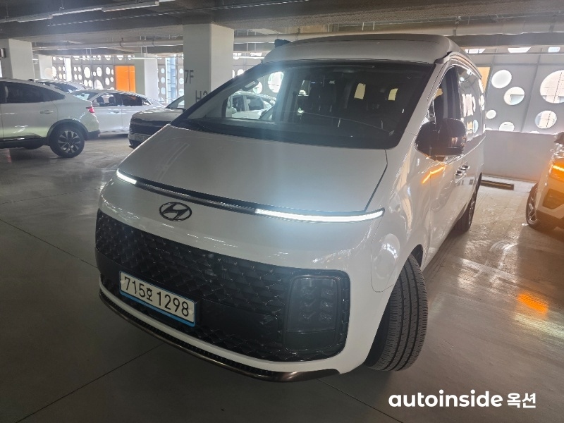 현대 스타리아 2.2 디젤 라운지 프레스티지 캠퍼 11인승 4WD