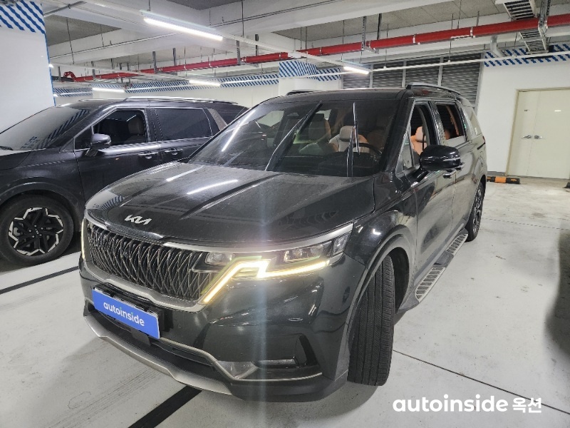 기아 4세대 카니발 2.2 디젤 시그니처 9인승