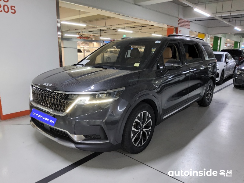 기아 4세대 카니발 2.2 디젤 노블레스 9인승