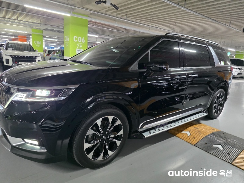 기아 4세대 카니발 3.5 가솔린 시그니처 9인승